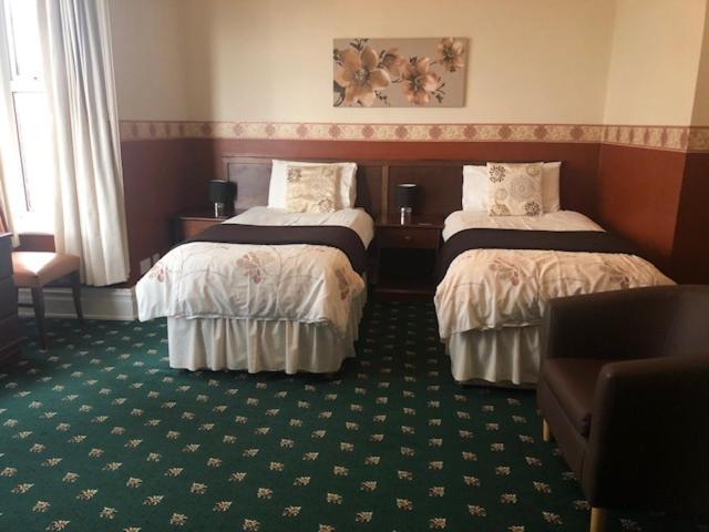 The Edwardian Lodge Guest House ソールズベリー エクステリア 写真
